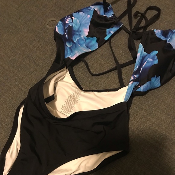 PINK Victoria's Secret Other - Victoria’s Secret PINK one piece open swim suit 👙